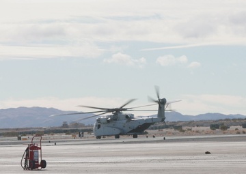 HMH-461 conducts troop insertion operations in support of SLTE 1-25