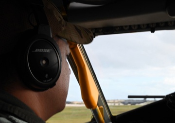 U.S. Air Force KC-135 refuels two U.S. Marine F/A-18s