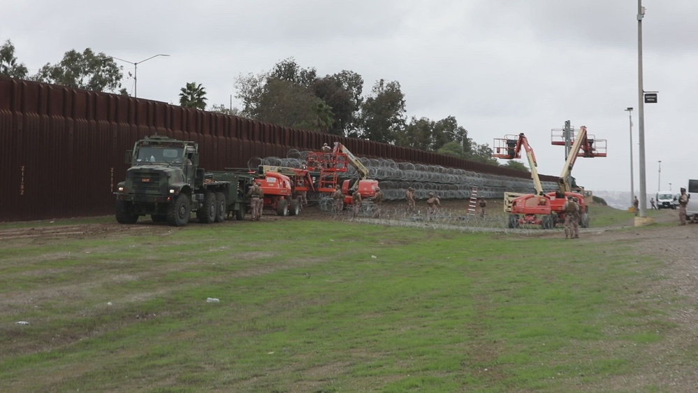 DVIDS - Video - U.S. Marines deploy concertina wire along southern border