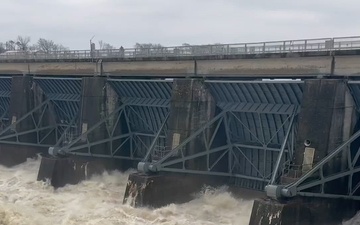 Water Release Operations at Old Hickory Lock and Dam