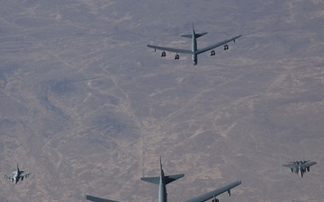 U.S. Air Force B-52s, F-15 team up with Iraqi Air Force F-16s in the CENTCOM AOR