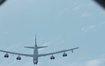 Stratofortress soars over USCENTCOM