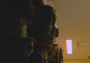 H&amp;SB special reaction team trains on Okinawa