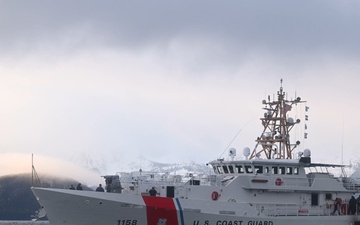 Coast Guard Cutter John Witherspoon crew transits to Juneau, Alaska