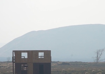 3-25 AVN Soldiers shoot M249 machine guns from LMTVs at Pohakuloa Training Area