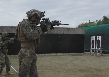 Iron Fist 25 | 31st MEU conducts bilateral short bay range