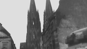 Crossing the Rhine: Tank Duel at Cologne Cathedral