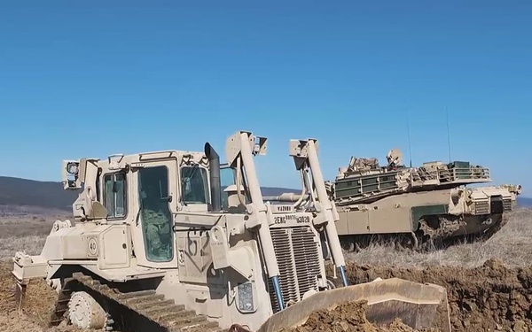3rd ABCT, 1st Armored Division Conduct Engineer Training