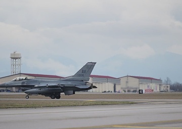 F-16 Arrival BROLL Exercise Fighting Wyvern 25-01