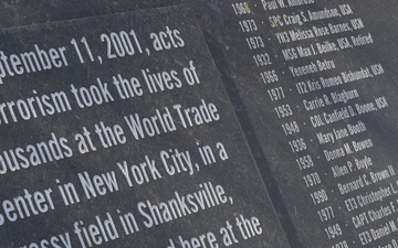 Students Visit Pentagon 9/11 Memorial with Gary Sinise Foundation