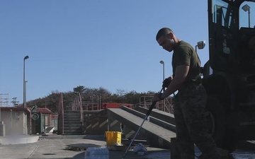 III MSB Conducts routine cleaning and maintenance on tactical vehicles B-Roll