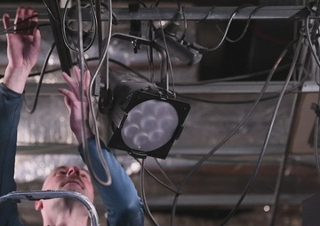 Volunteers prepare for Playhouse Relocation