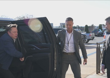 SD Hegseth Hosts Elon Musk at Pentagon