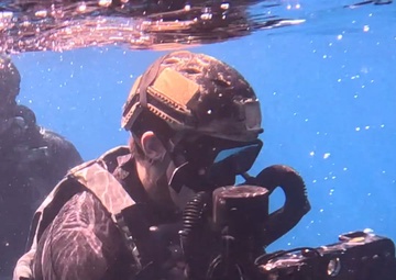 U.S. Navy SEAL and German Naval Special Ops Maritime Training