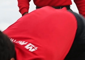 Recruiting Station Lansing Poolees meet Drill Instructors