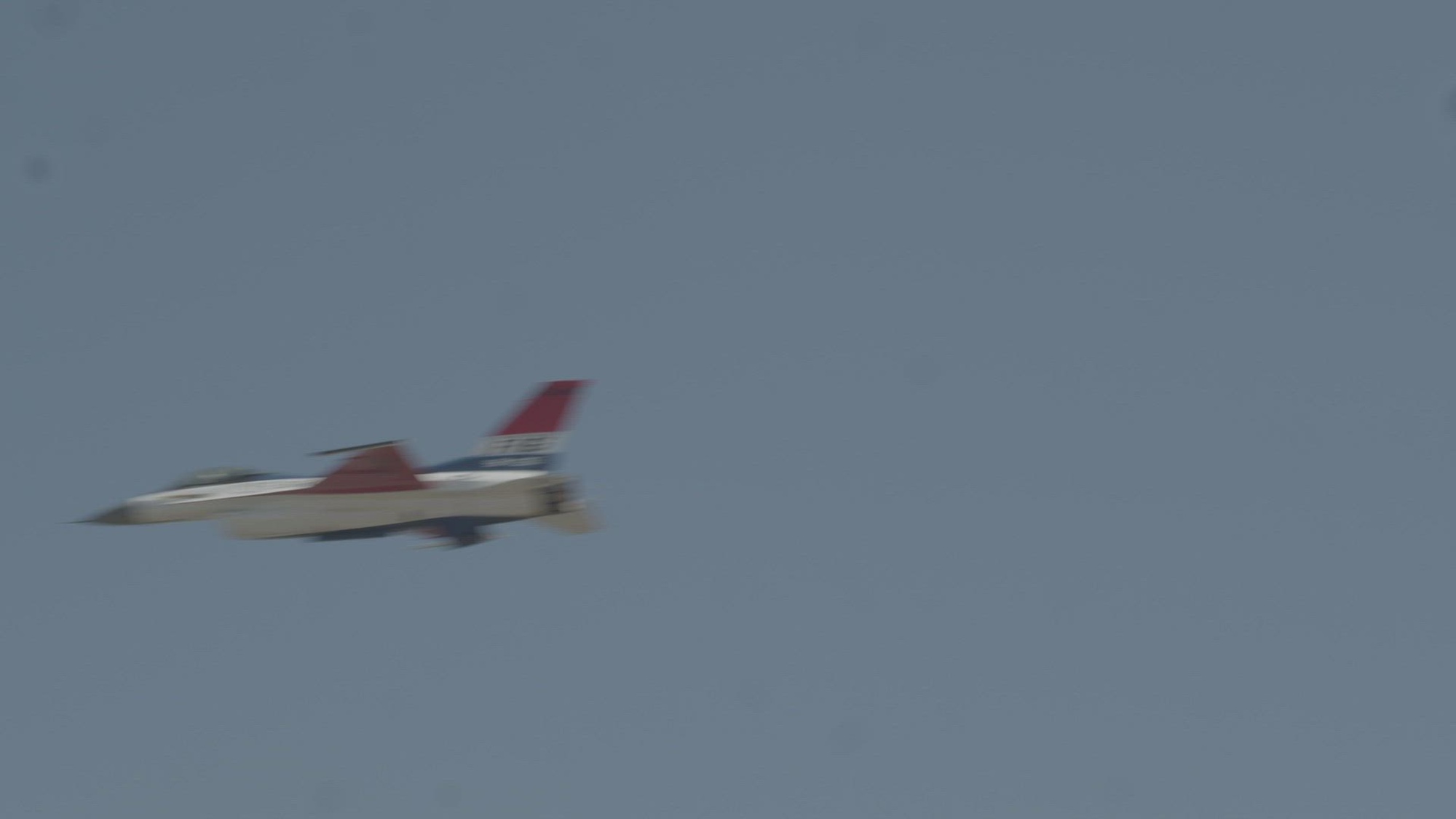 The U.S. Air Force F-16 Viper Demonstration Team performs aerobatic maneuvers for spectators at the 2025 Beaufort Airshow at Marine Corps Air Station Beaufort, South Carolina, April 13, 2025. The single-ship performance team demonstrated the professionalism instilled in Air Force pilots and showed the capabilities of the F-16C Fighting Falcon. (U.S. Marine Corps video by Lance Cpl. Christian Cutter)