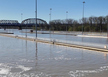 McAlpine Locks and Dam