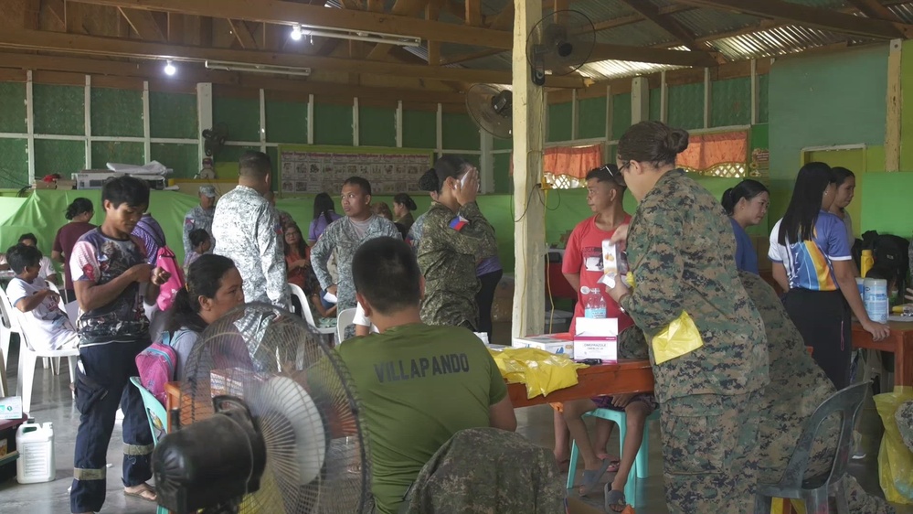 DVIDS - Video - Balikatan 25: U.S., Philippines forces provide health services to Brooke’s Point, Palawan.