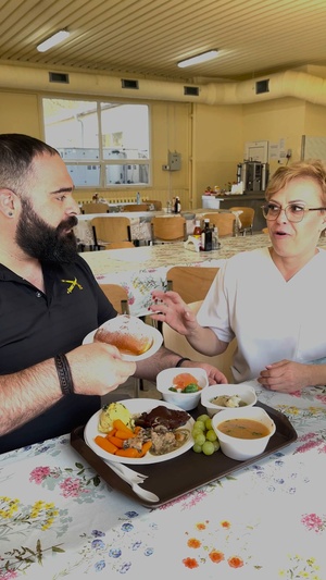 Eating With Bryan - Karliki