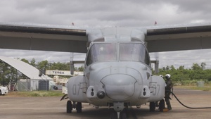 MRF-D 25.3: Marines conduct on-off drills (B-Roll)