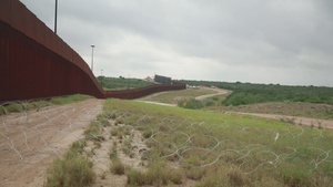 U.S. Soldiers operate detection system at southern border
