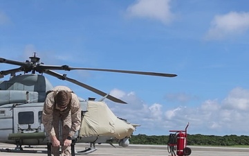 HMLA-169, 3rd Recon Bn. conduct preflight checks for helocast training
