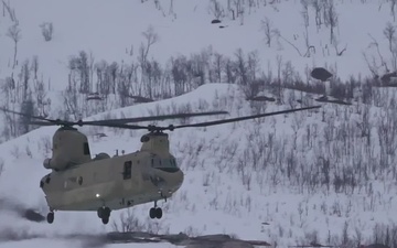 Soldiers conduct force-on-force combat training for Swift Response during DEFENDER 25