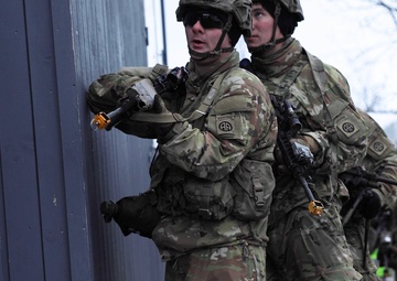 B-Roll: Panther Brigade Soldiers seize the objective from NATO Allies and partners during Swift Response