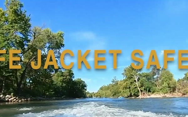 Life Jacket Safety 30 sec