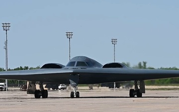 B-Roll: B-2 Spirit Stealth Bombers Return From Diego Garcia