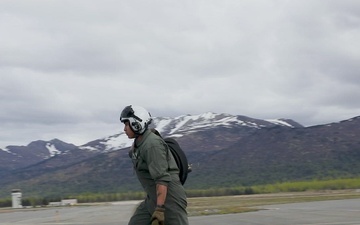 U.S. Marines conduct air-delivered ground refueling during Kodiak Mace 25