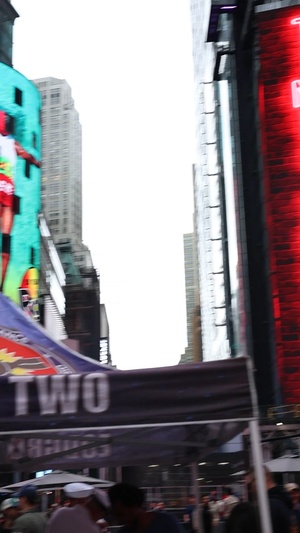 Fleet Week New York 2025 dive tank on Times Square