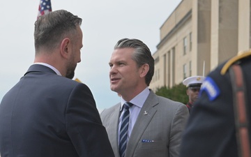 SECDEF hosts Polish Deputy Prime Minister, MINDEF
