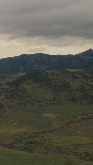 Wyoming Cowboy Aviation Task Force conduct SERE training (Reel)
