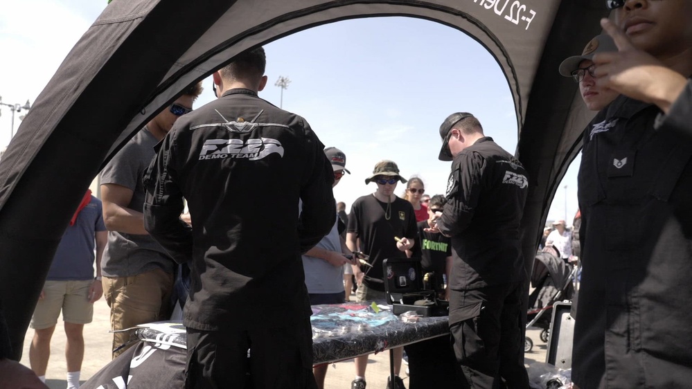DVIDS - Video - F-22 Raptor Demonstration Team Langley Air Show 2025 ...