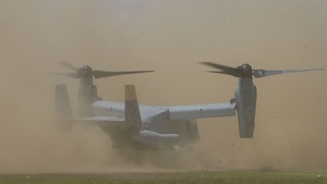 KAMANDAG 9 BRoll: VMM-364 Inserts U.S. Marines and Philippine Marines during a simulated airfield seizure