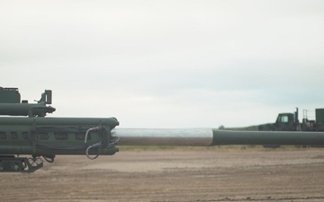 QUART B-Roll: 2/11 Embarks M777’s onto LCACs