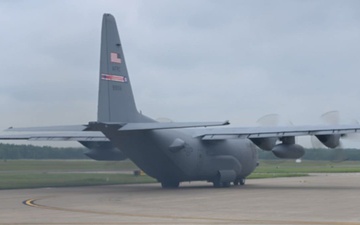 Aircraft 9106 departs YARS for final time