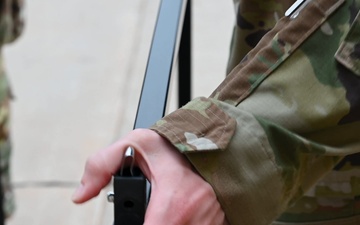 Intel assembles an expeditionary kit