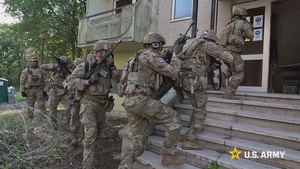 2CR Soldiers conduct Battle Drill Six- enter and clear building