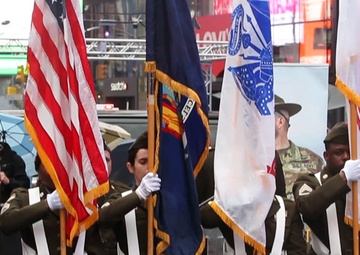 Soldiers Celebrate Army’s 250th Birthday in Times Square