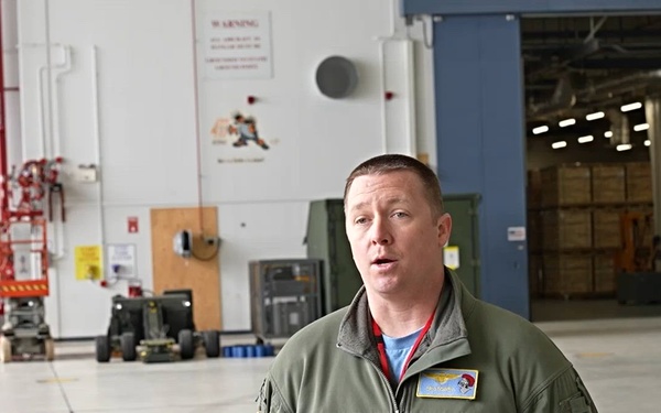 Canadian Delegation Visits VP-46 in Iceland