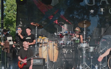 Gary Sinise and The Lt. Dan Band Kick off Fort Riley's 2025 Summer Concert Series