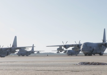 VMGR-252 conducts surge operations