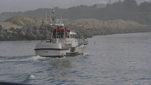 Coast Guard Station Yaquina Bay conducts surf training
