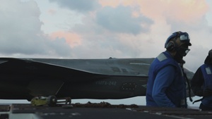 31st MEU | F-35B Lightning II day/night flight operations