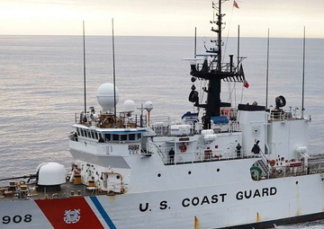 Panama’s SENAN and USCG conduct passing exercise