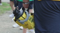 U.S. Navy Sailors, Panamanians take part in beach clean up