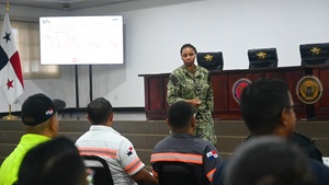 U.S. Navy and Panamá SENAN medical exchange