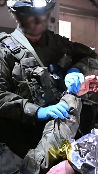 Illinois Guard medical team builds combat care readiness with Polish forces